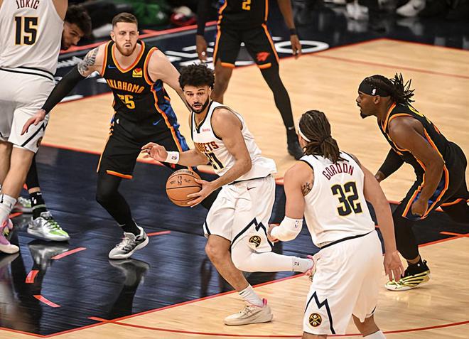 NBA西部半决赛：掘金阿隆-戈登三分绝杀，贾马尔-穆雷表现引关注