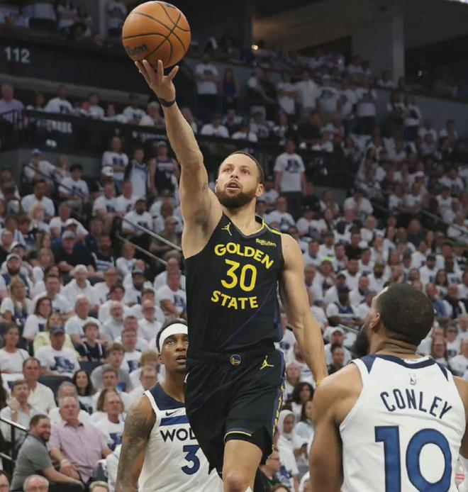 NBA 季后赛今日继续，勇士客场大战森林狼表现如何？