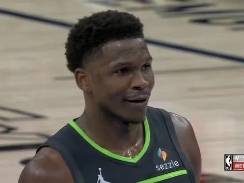 NBA西部半决赛G1：勇士客场胜森林狼，库里与双塔成焦点