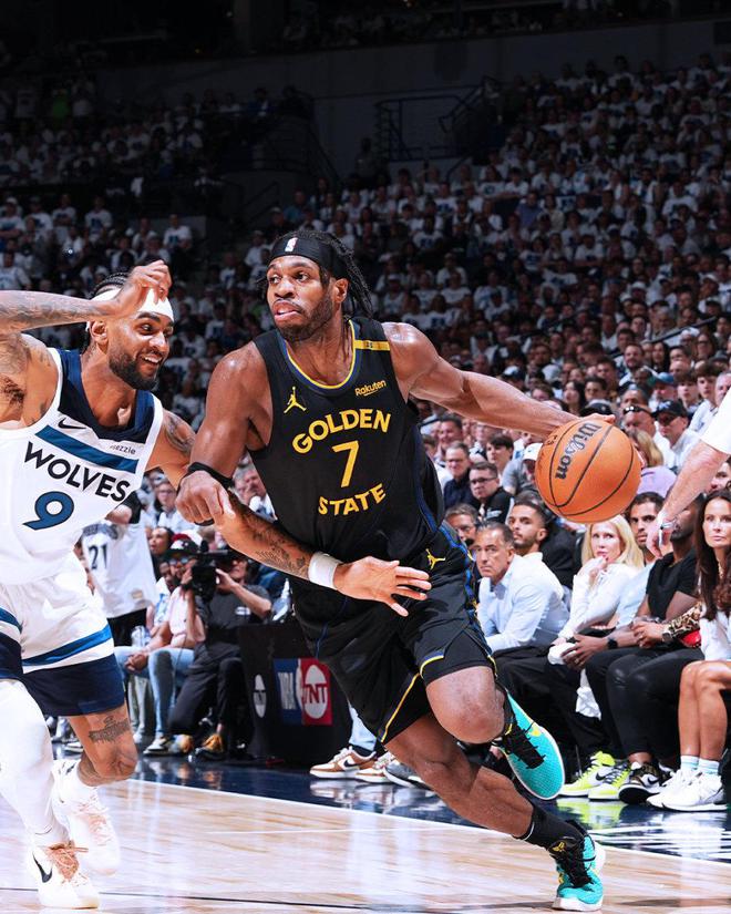北京时间5月7日NBA季后赛，勇士客场胜森林狼获开门红及主场优势