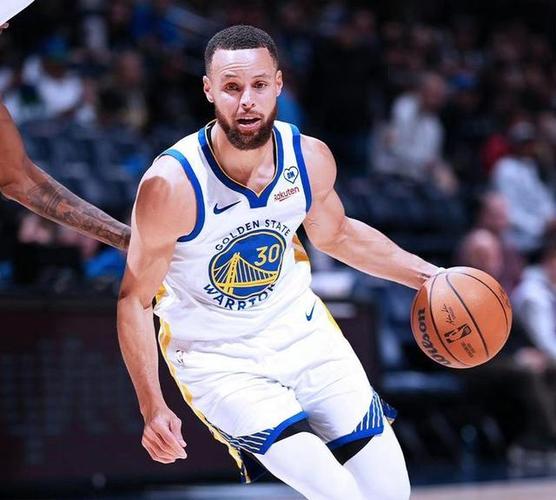 5月7日NBA季后赛西部半决赛：勇士胜森林狼 库里伤退成阴影
