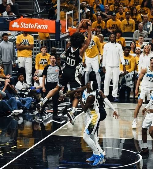 5月7日NBA季后赛东部半决赛：骑士主场遭步行者20分逆转绝杀