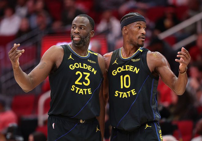 NBA 季后赛：金州勇士客场力克以逸待劳的明尼苏达森林狼