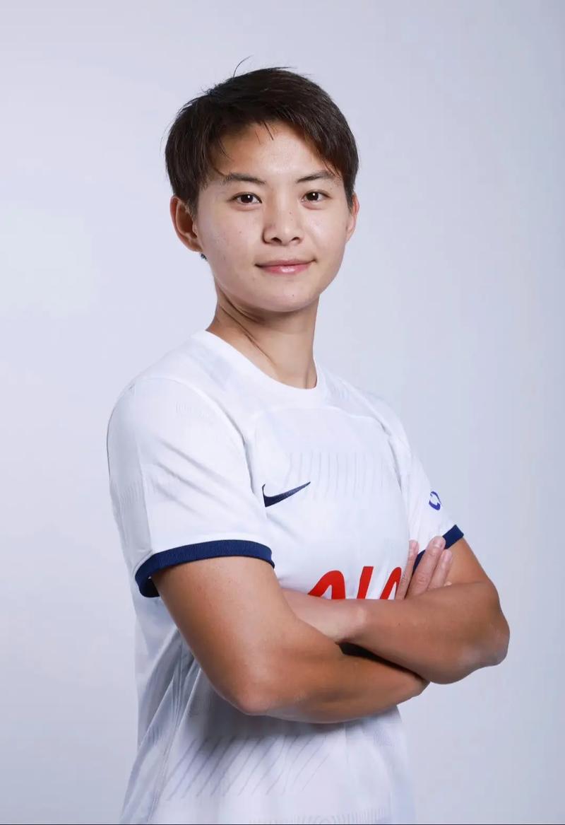 王霜第五次代表湖北女足战全运：率替补轻取福建提前晋级