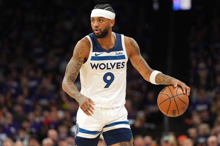 NBA 西部半决赛 G1：勇士以下克上，森林狼尼基尔-亚历山大-沃克表现惨不忍睹