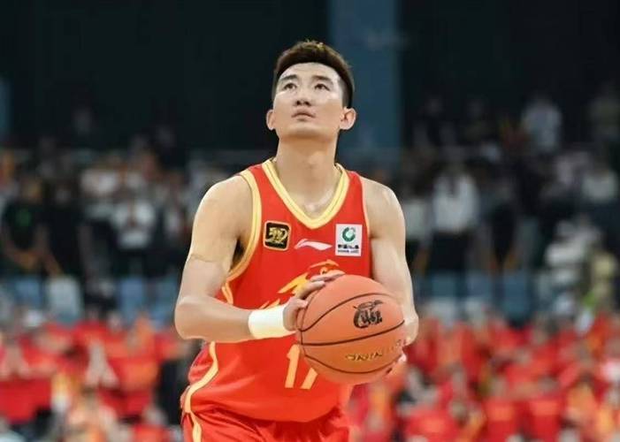 CBA总决赛G1北京胜广厦，陈盈骏发挥超神全面碾压孙铭徽