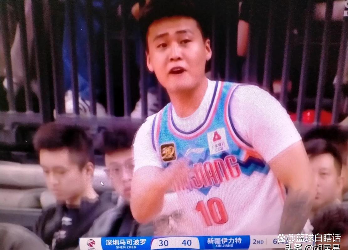 CBA总决赛G1打响，新疆男篮赵睿何去何从引关注，下家有3个