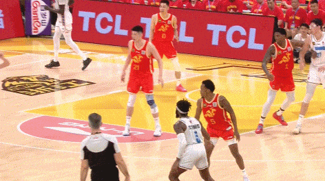 CBA 孙铭徽国际赛场现原形，总决赛 G1 成广厦输球罪人