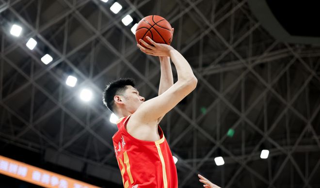 CBA总决赛G1浙江广厦惨败，王博战术遭质疑，后续如何调整？