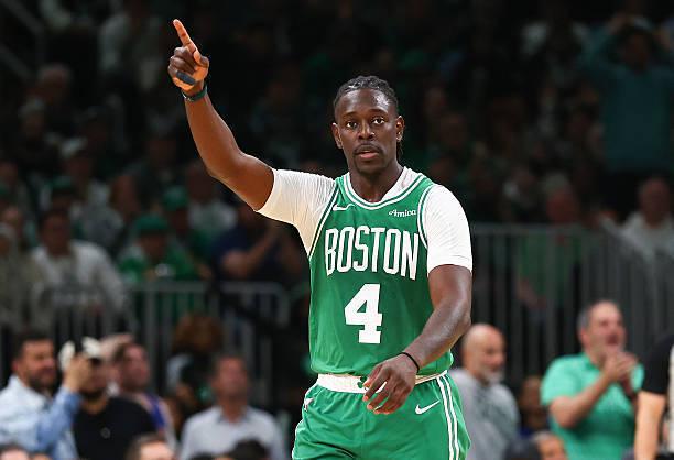 NBA东部半决赛G2：纽约尼克斯惊天逆转，朱-霍勒迪表现几何？