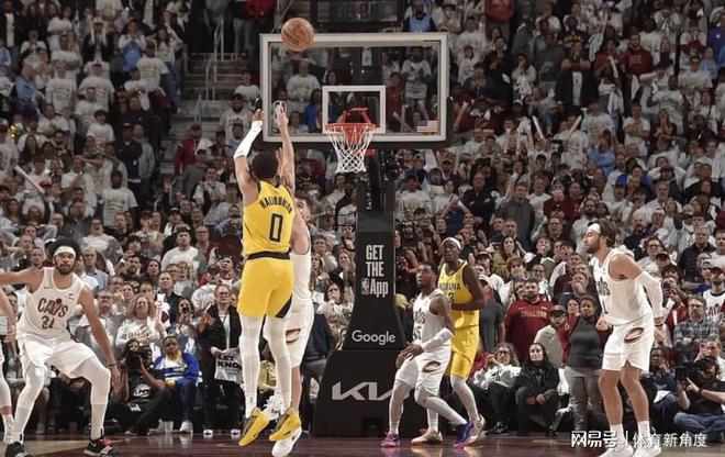 NBA季后赛首轮湖人火箭逆袭，次轮以下克上夺冠热门纷纷落马