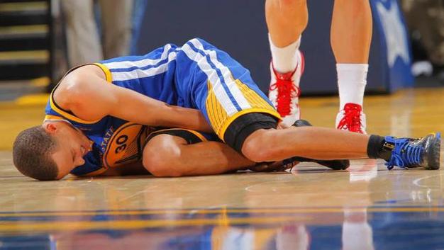 5月8日NBA季后赛：库里左腿筋一级拉伤至少休战一周