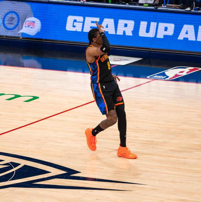 5月8日NBA季后赛雷霆149-106胜掘金扳平大比分 多项纪录诞生