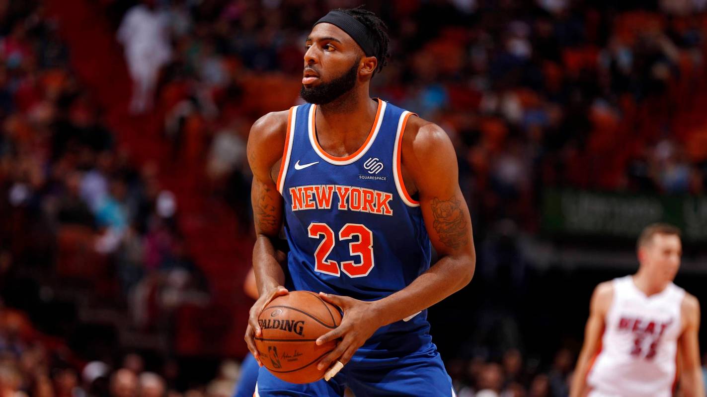 NBA东部半决赛G2：纽约尼克斯惊天逆转，米切尔-罗宾逊表现亮眼