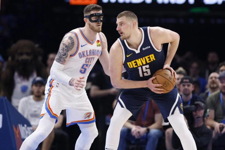 5月8日NBA季后赛西部半决赛G2：雷霆主场激战掘金，首节大比分领先