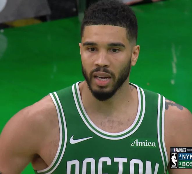 NBA 季后赛凯尔特人主场迎战尼克斯，前两场连输急需反弹