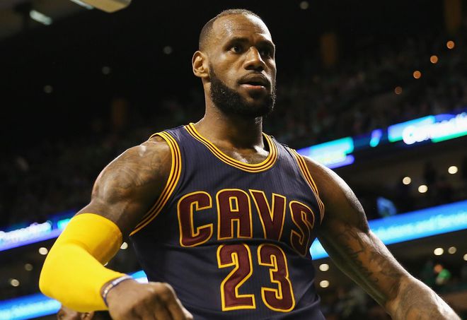 吉米巴特勒2015年创NBA纪录10年后被雷霆亚历山大打破