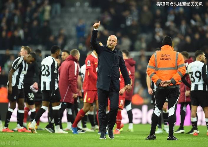 5月8日体育资讯：埃弗顿与利物浦因反种族歧视获2025年欧足联FootbALL奖