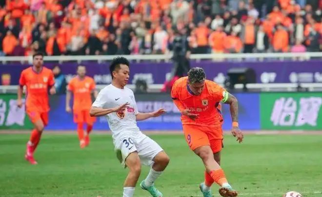 山东泰山B队客场小胜杭州获两连胜，俱乐部奇葩行为却让球迷失望