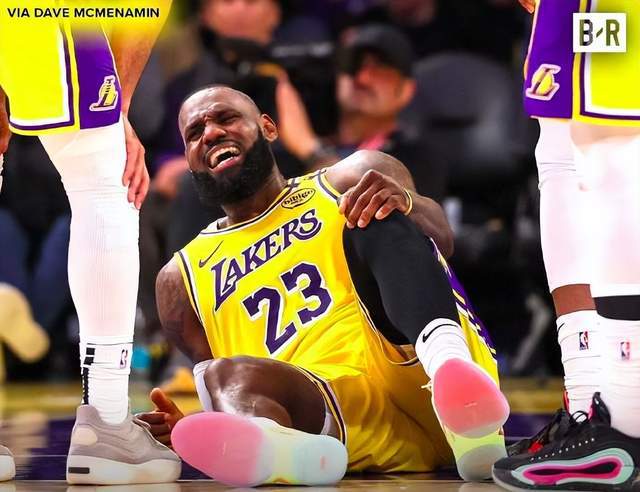 5月9日NBA季后赛场外3消息：詹姆斯伤情、库里发声及快船引援目标