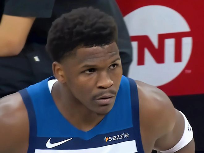 5月9日NBA季后赛西部半决赛G2：森林狼主场迎勇士，库里缺阵成关键