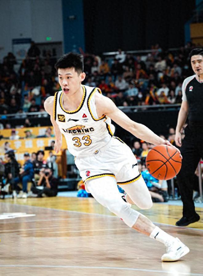 CBA状元王岚嵚总结赛季，或回南京同曦，数据命中率引关注