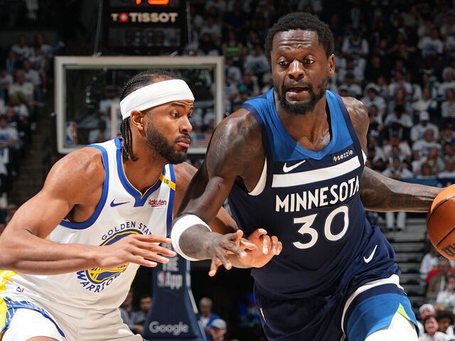 NBA西部半决赛G2：勇士惨败森林狼，摩西·穆迪彻底迷失暴露短板