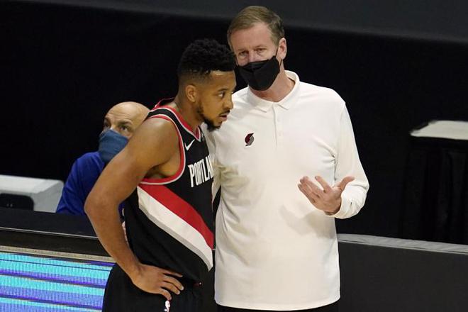 肯尼 - 阿特金森执教挫折铸就2024 - 25赛季NBA最佳教练荣耀