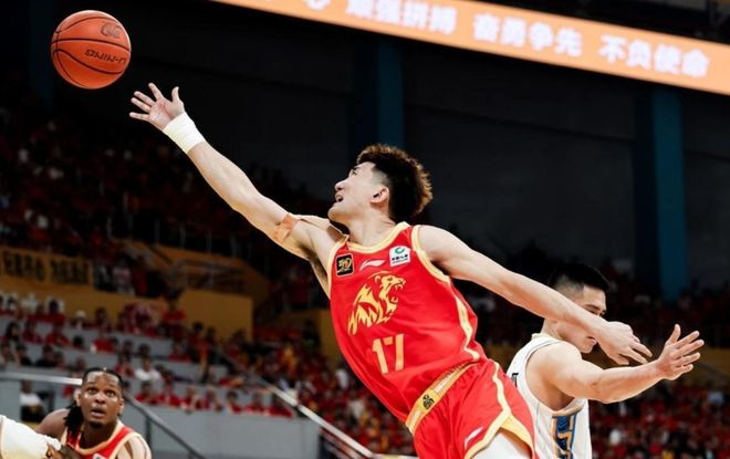 CBA总决赛广厦对阵北京G2：孙铭徽能否知耻后勇扳平比分？