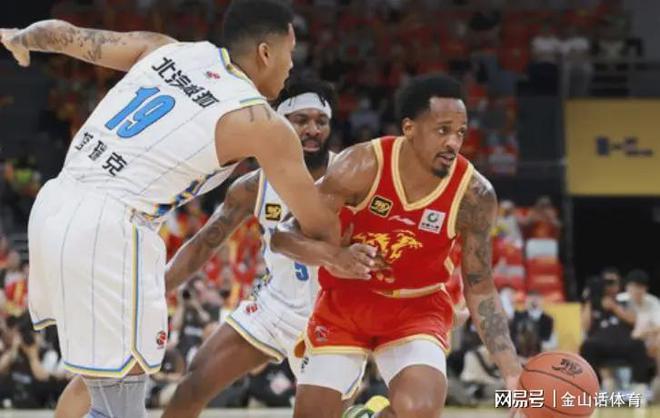 CBA总决赛G2：广厦队0-1落后绝境反击，103-96扳平比分