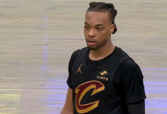 5月10日NBA季后赛东部半决赛第三回合 骑士大胜步行者扳回一城