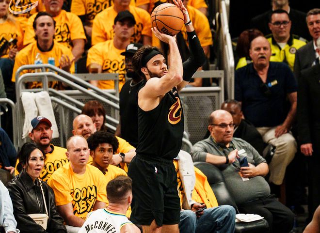 5月10日NBA季后赛骑士和步行者G3：骑士大胜扳平总比分及比赛亮点