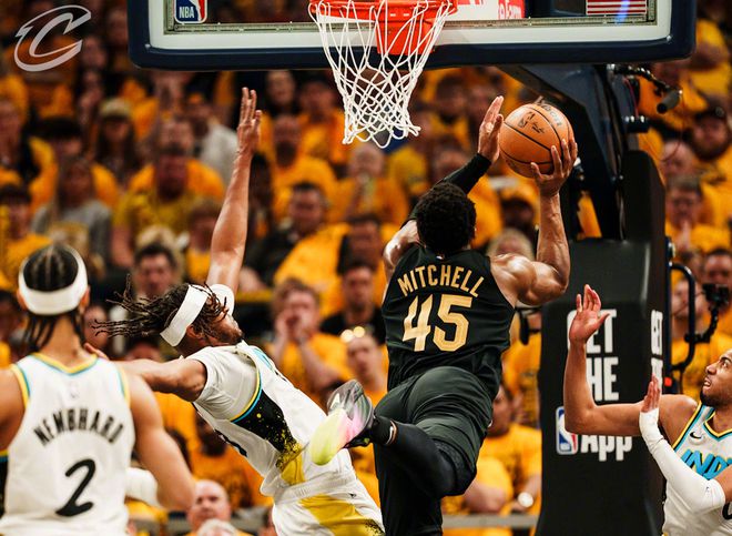 5月10日NBA季后赛骑士和步行者G3：骑士大胜扳平总比分及比赛亮点