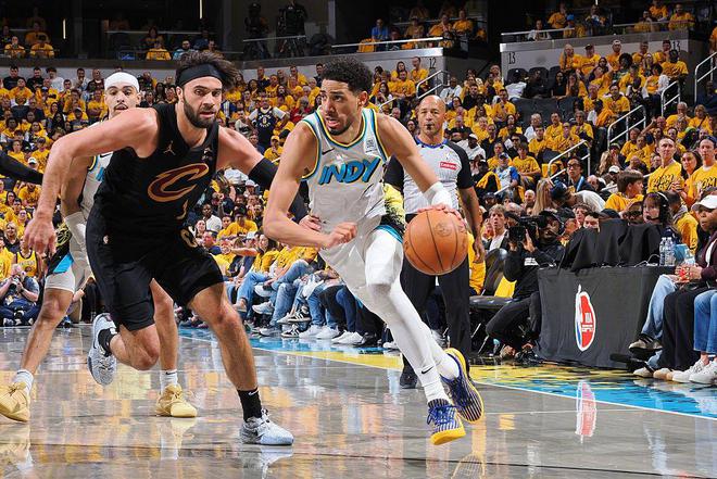 NBA季后赛半决赛骑士VS步行者G3：伤愈复出，激烈厮杀全回顾