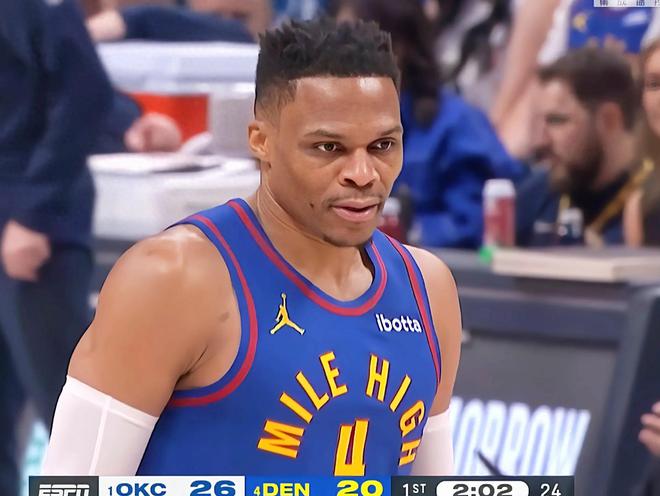 5月10日NBA季后赛西部半决赛第三场：掘金主场迎雷霆关键战