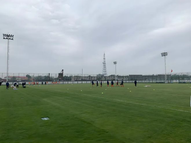 中国足球职业化改革需转型，国安训练基地难题待解