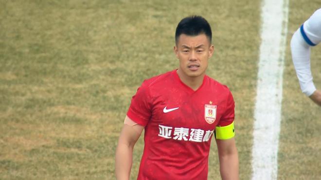 保级关键战！长春亚泰迎战河南队，苏亚雷斯未临场指挥