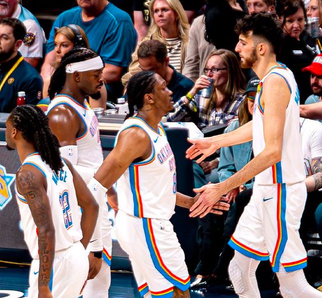 5月10日NBA半决赛：雷霆客场挑战掘金，大比分1-2落后遭重创