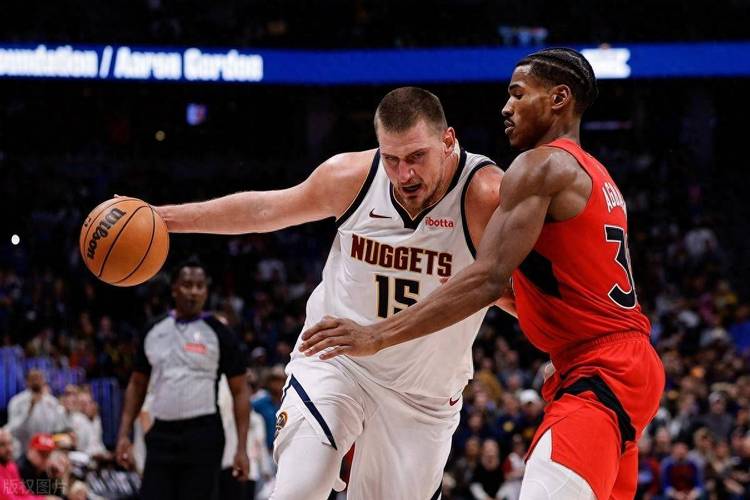 NBA 季后赛掘金主场 1 加时险胜雷霆 2-1 领先，比赛过程扣人心弦