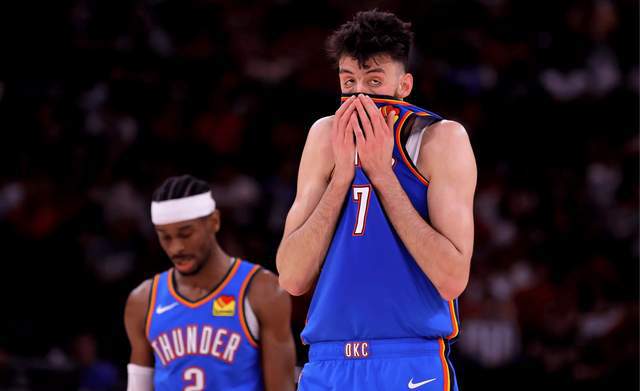 NBA 季后赛掘金主场 1 加时险胜雷霆 2-1 领先，比赛过程扣人心弦