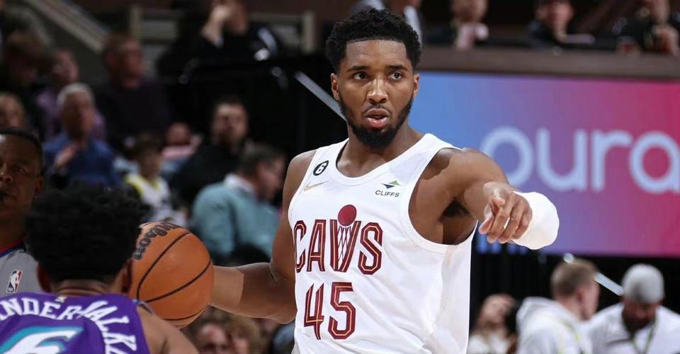 NBA 东部半决赛骑士米切尔 43 分，连续两场砍 91 分，细数另外 13 位大神
