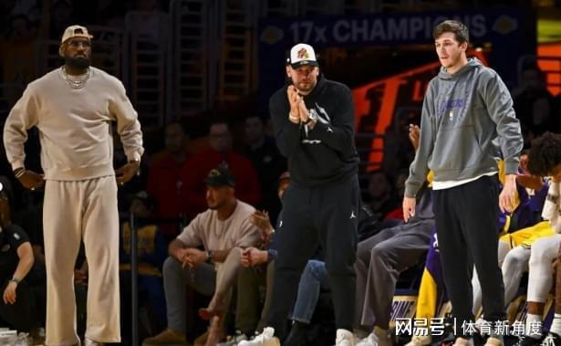 NBA季后赛激战正酣，湖人里夫斯或拒8920万美元续约提议