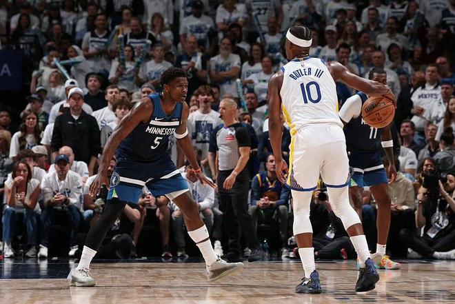 5月11日NBA季后赛：勇士森林狼G3激战，库里缺阵局势焦灼