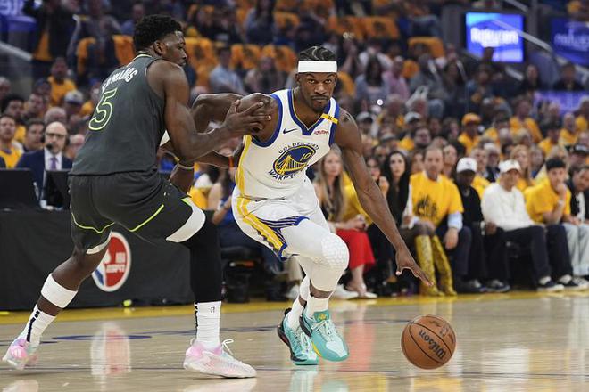 NBA 季后赛西部半决赛 G3：勇士惜败森林狼，库里复出仍存变数
