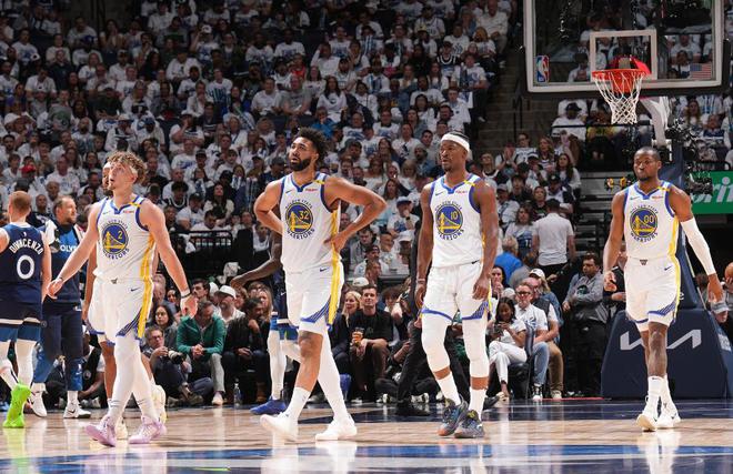 NBA 季后赛西部半决赛 G3：勇士惜败森林狼，库里复出仍存变数