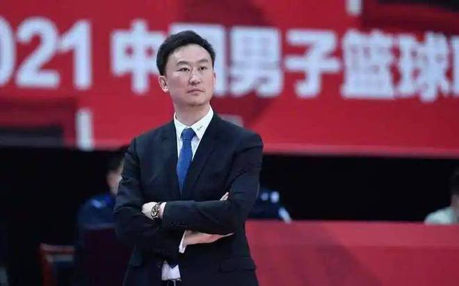 2024-2025赛季CBA季后赛裁判争议不断 CBA公司出手引进4名外籍裁判