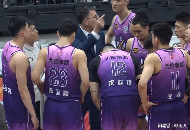 陈国豪21+11助大朗男篮夺冠 球迷呼吁其回归广东男篮