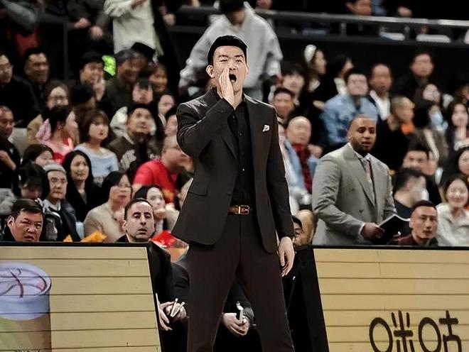 浙江广厦再遭伤病魔咒！赵嘉仁颅内骨裂赛季报销，争冠之路蒙阴影