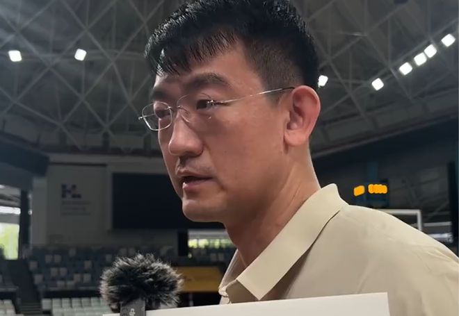 辽宁客场挑战广厦G1前瞻：韩德君带伤出战，杨鸣坦言球队更弱需拼态度