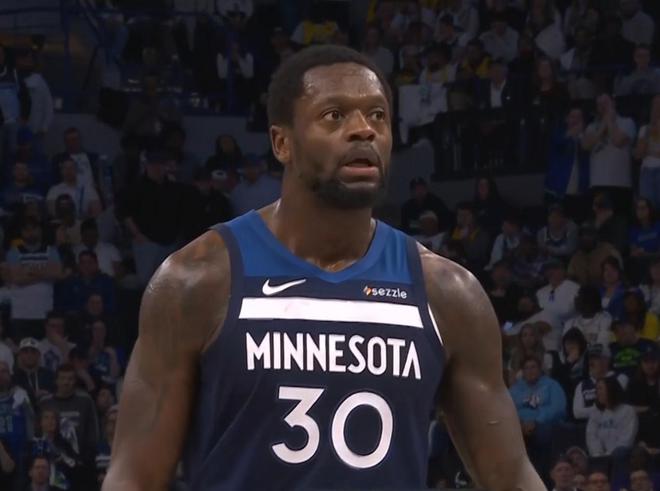 NBA季后赛西部首轮：森林狼主场力克湖人，詹姆斯空砍38分难救主